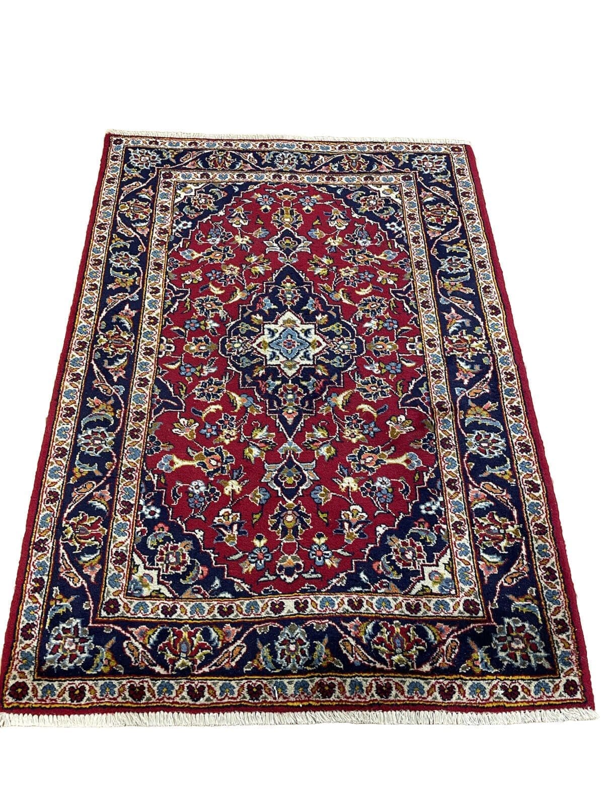**Antiker Goltogh/Bigar Perserteppich 150x100 cm – Seltenes Medaillon-Design mit schmaler beige Bordüre, handgeknüpft aus reiner Schurwolle – Rustikales Nomaden-Design, Florhöhe...
