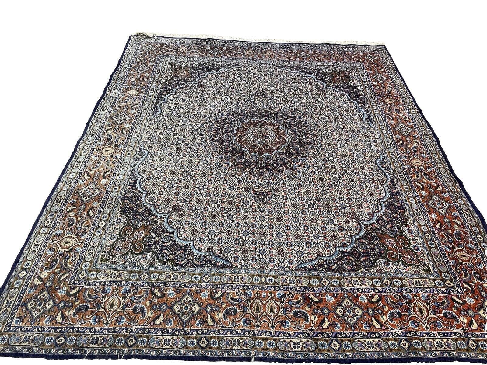 **Original Perserteppich Moud mit Seide 250x200 cm – Hochwertige Wolle, Hellblauer Farbton, Quadratische Form, Pflegeleicht, Für Fussbodenheizungen geeignet, Handgeknüpft,...