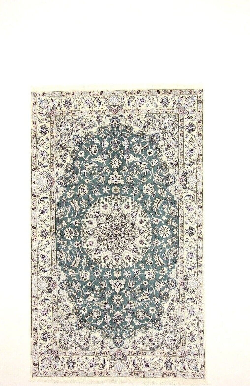 Wunderschöner Super Nain 9 La Perserteppich 257 x 156 cm, ca. 500.000 Knoten/m², 90% Schurwolle und 10% Seide, sehr guter Zustand, handgeknüpft
